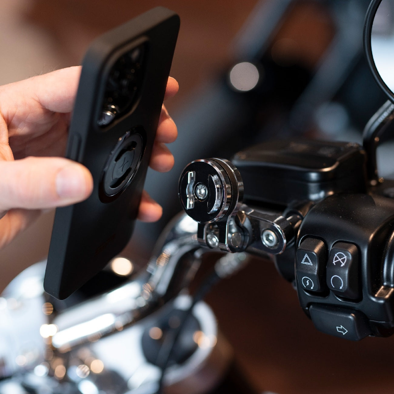 SP Clutch Mount Pro Chrome